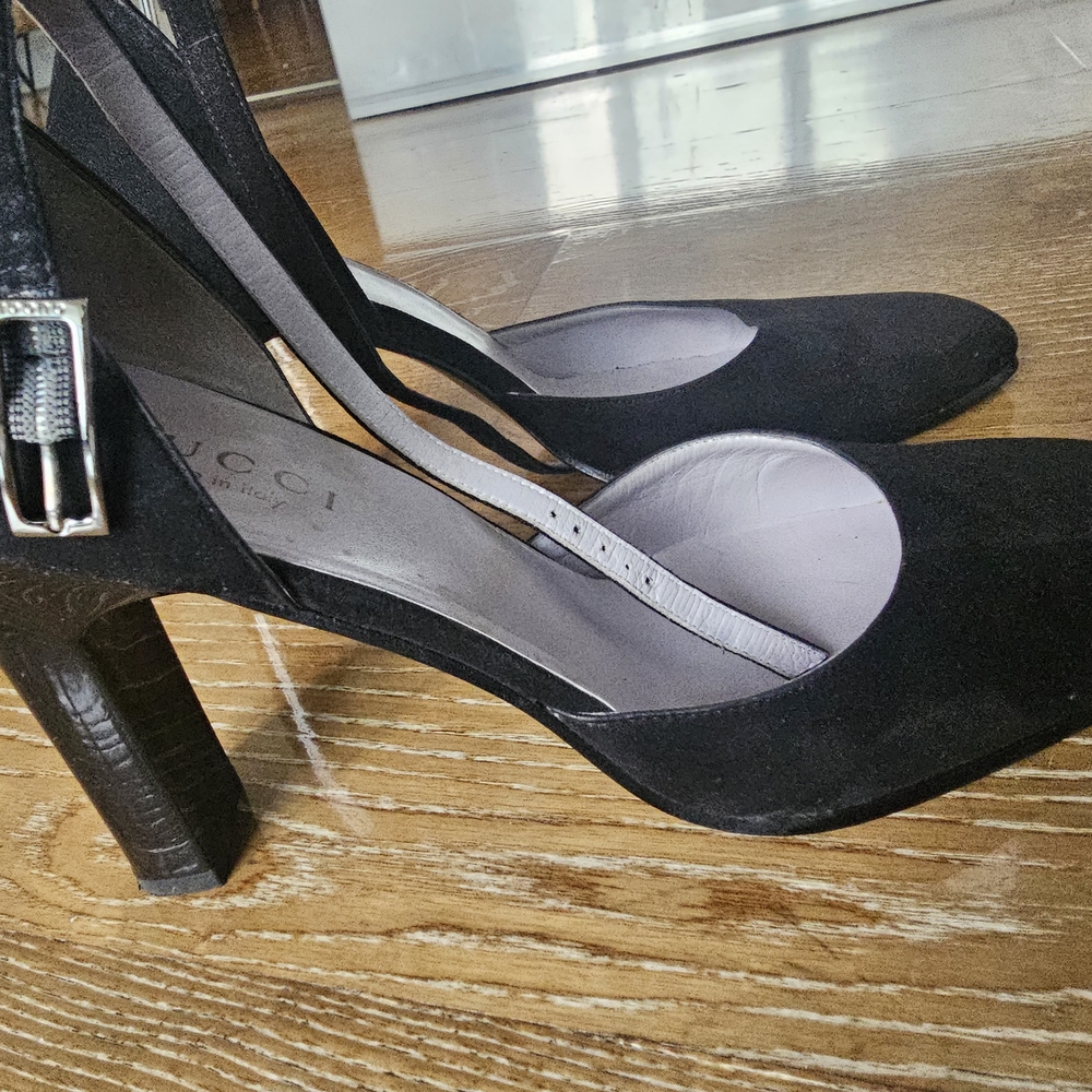 Gucci Women's Black Heels - Picture 2 of 12